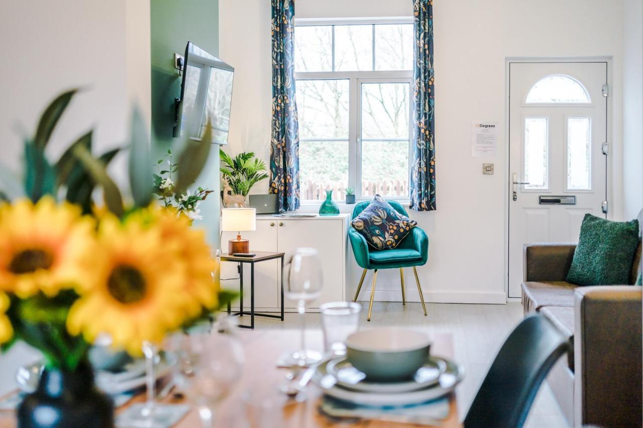 Stunning 3-Bed Home In Nantwich By 53 Degrees Property - Amazing Location, Ideal For Groups - Sleeps 6 Екстер'єр фото