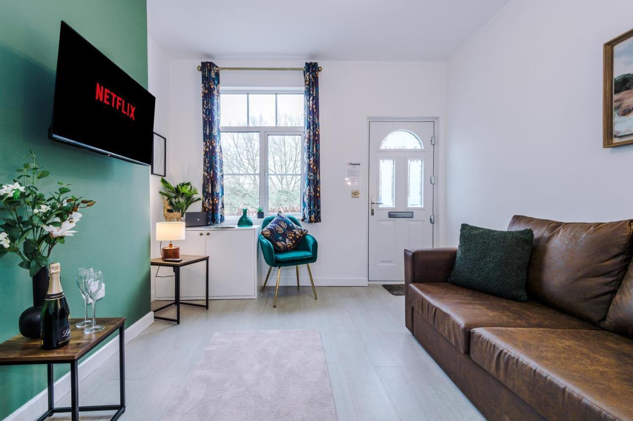 Stunning 3-Bed Home In Nantwich By 53 Degrees Property - Amazing Location, Ideal For Groups - Sleeps 6 Екстер'єр фото