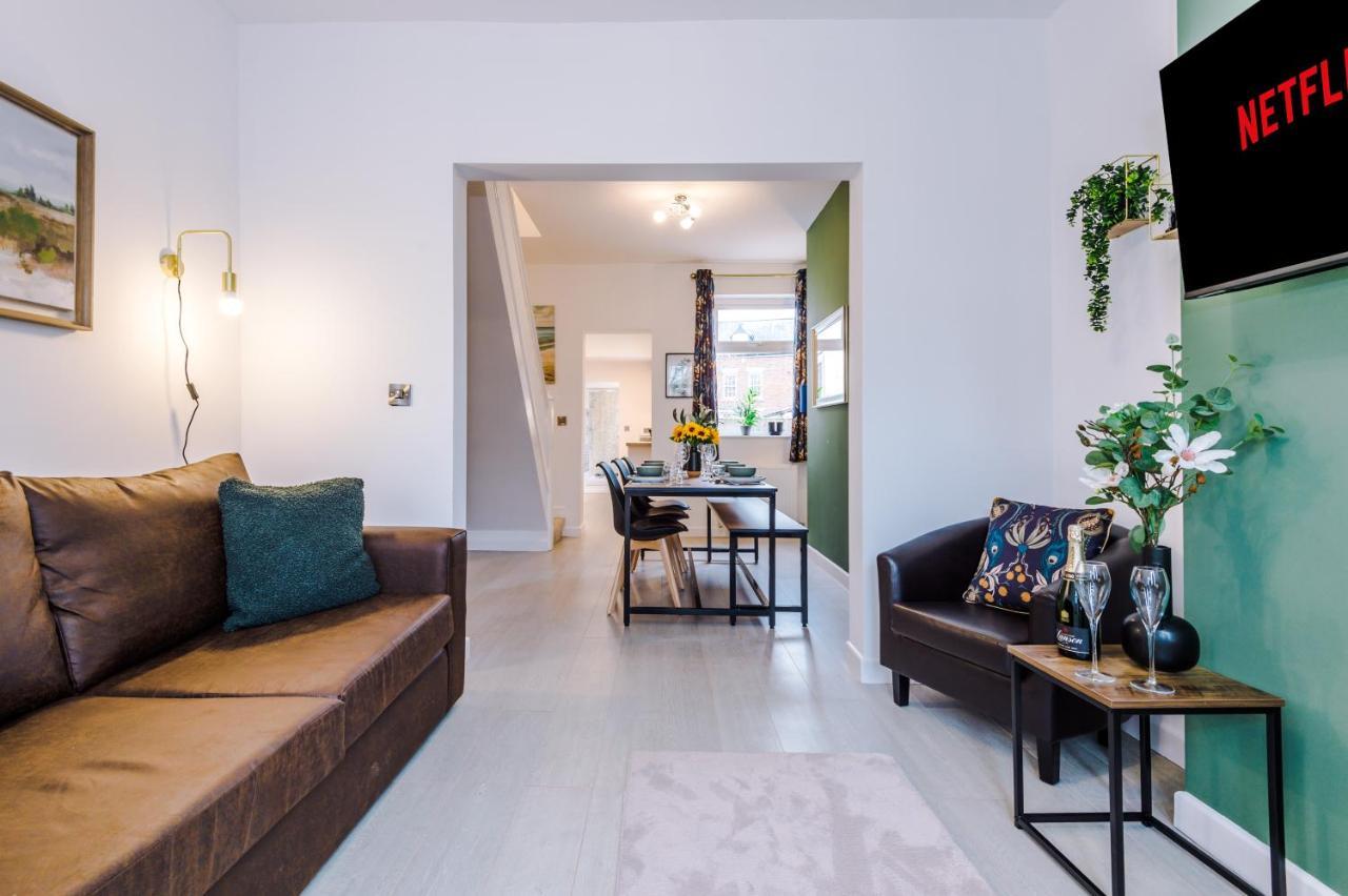 Stunning 3-Bed Home In Nantwich By 53 Degrees Property - Amazing Location, Ideal For Groups - Sleeps 6 Екстер'єр фото