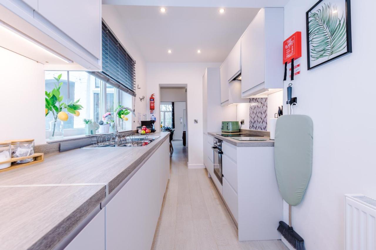 Stunning 3-Bed Home In Nantwich By 53 Degrees Property - Amazing Location, Ideal For Groups - Sleeps 6 Екстер'єр фото